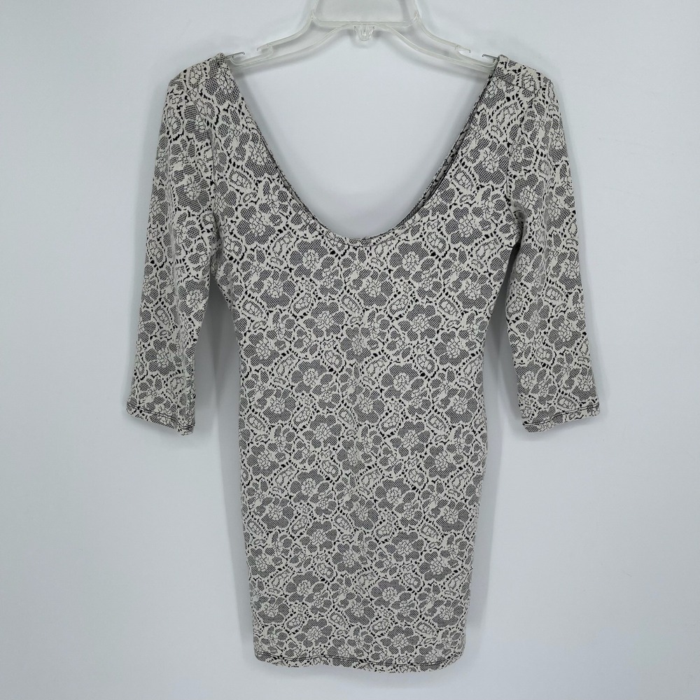 Forever 21 Women's Black White Lace Print Scoop Neck Bodycon Dress Size M